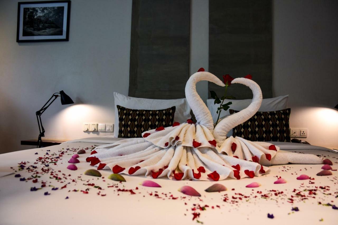 Hillocks Hotel & Spa Сиемрип Экстерьер фото